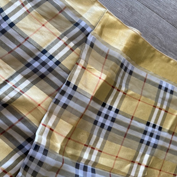 BURBERRY vintage silk scarf ✨ - Picture 12 of 17